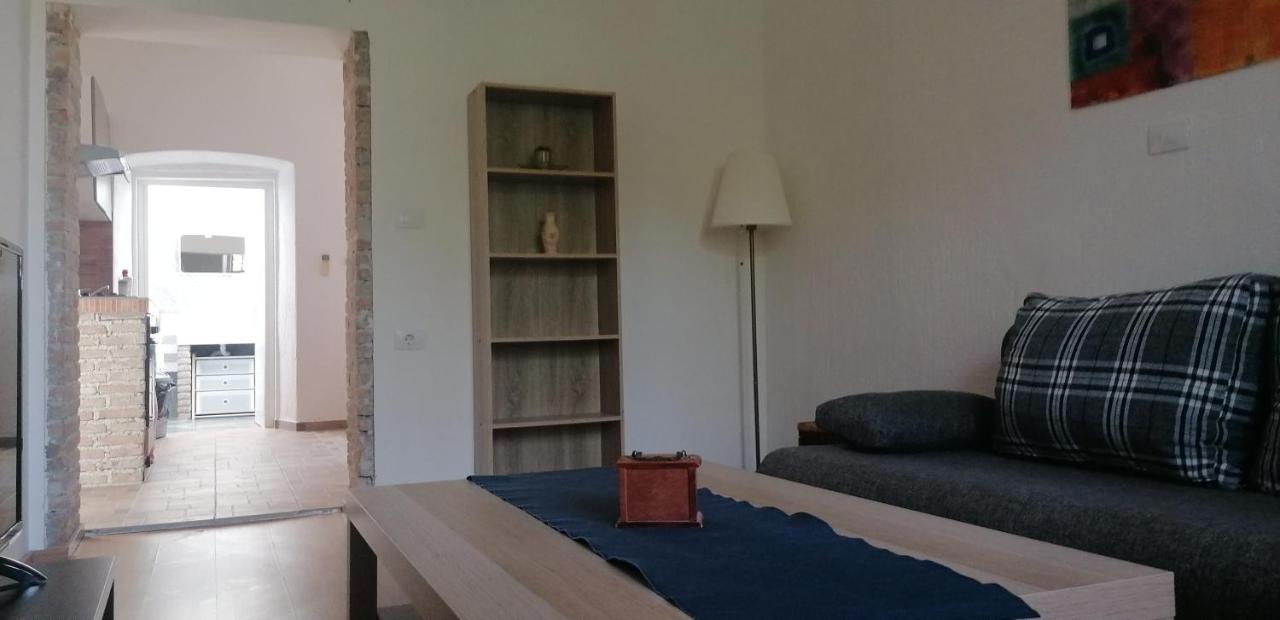 Mediteranian Dream Apartment Pula Luaran gambar